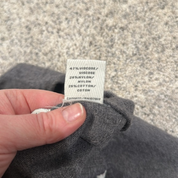 Kersh skull and cross bone cardigan - Picture 4 of 4